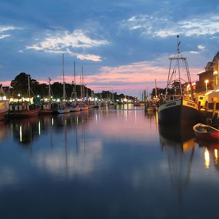 Sommerhaus Am Bach Rostock Kültér fotó